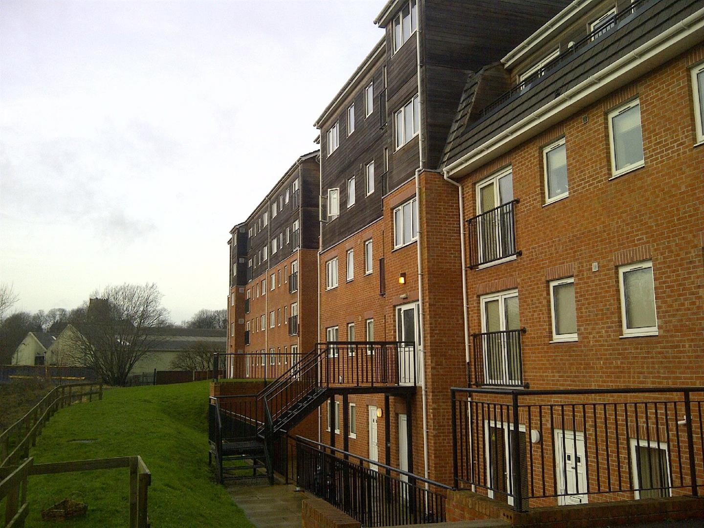 Property details 2 BedroomProperty Grimshaw Lane, Middleton